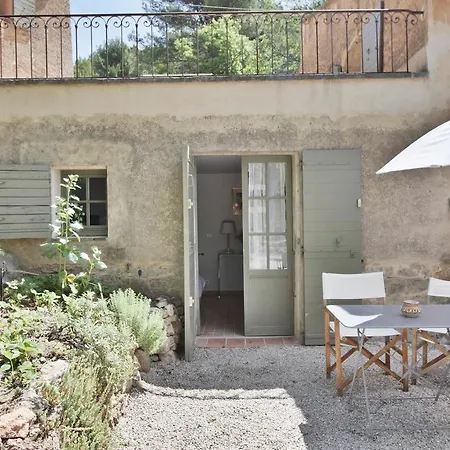 Le Moulin En Provence